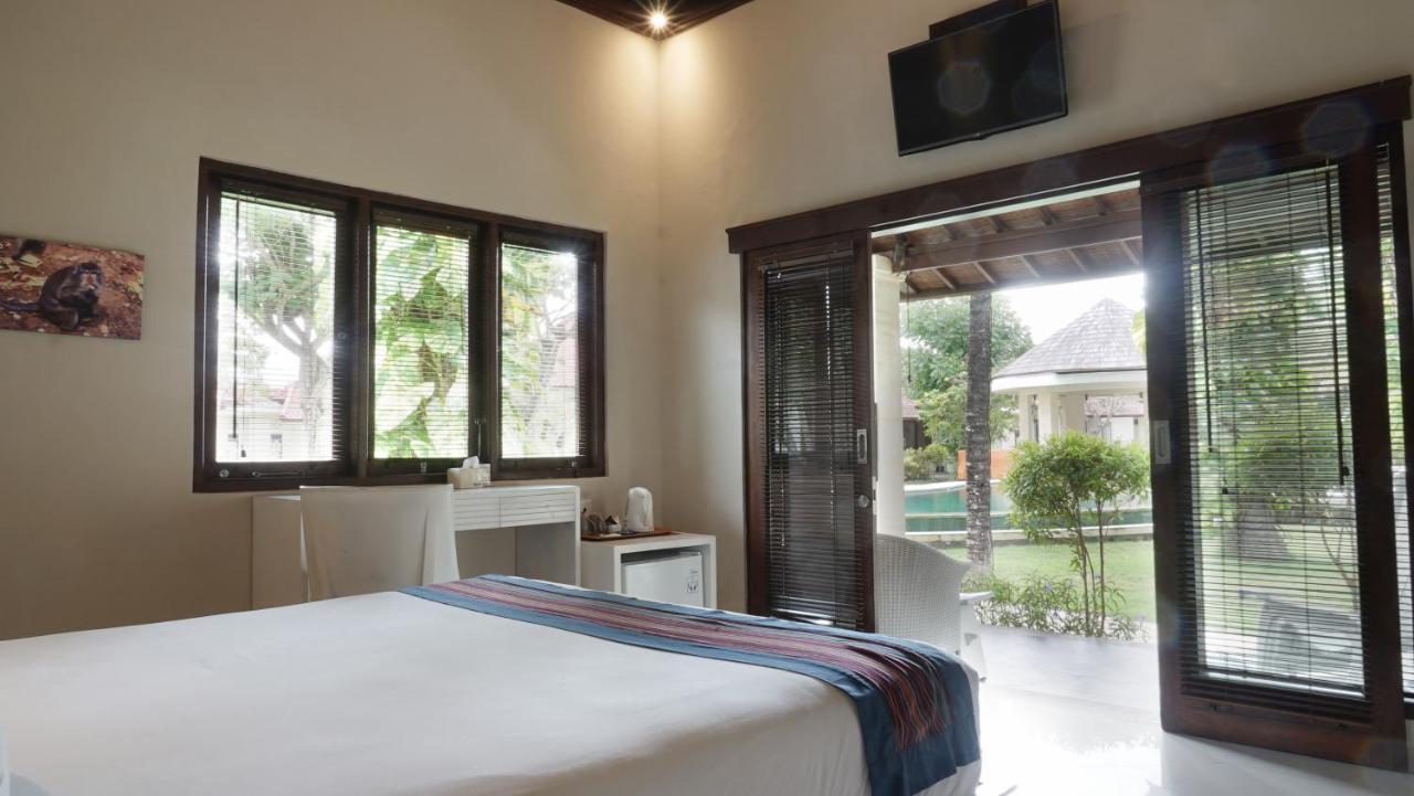 Puri Rinjani Bungalows & Hostel Kuta  Ngoại thất bức ảnh
