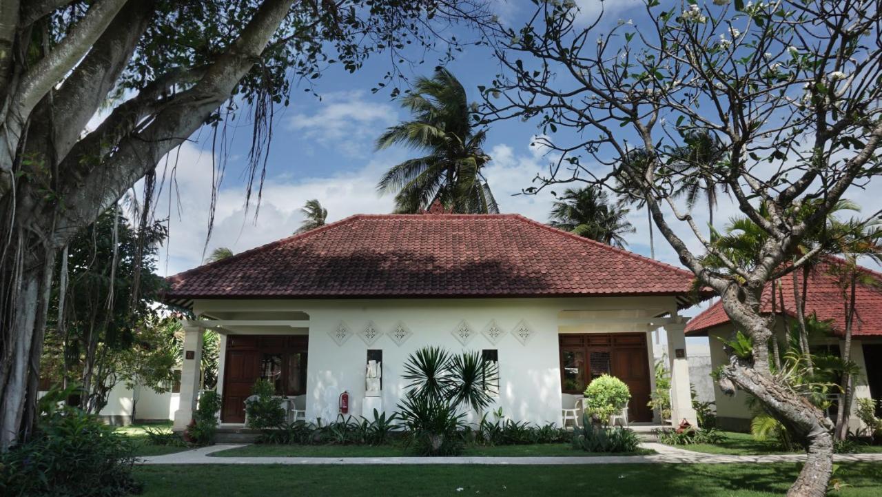 Puri Rinjani Bungalows & Hostel Kuta  Ngoại thất bức ảnh