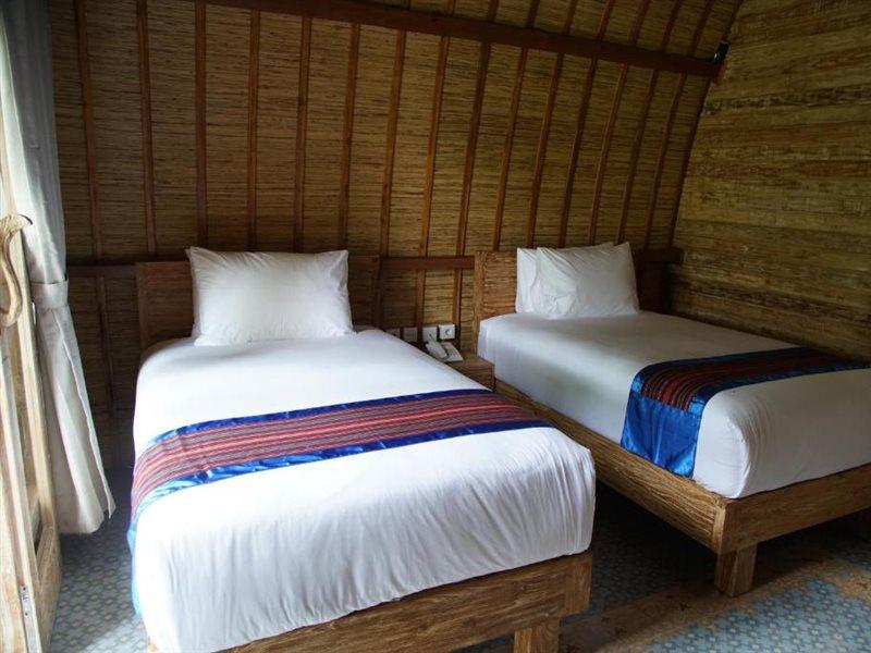 Puri Rinjani Bungalows & Hostel Kuta  Ngoại thất bức ảnh