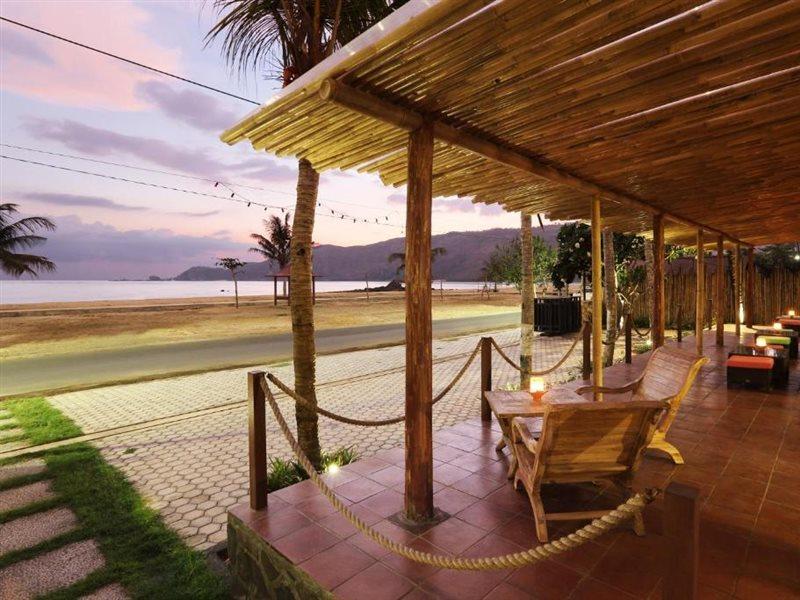 Puri Rinjani Bungalows & Hostel Kuta  Ngoại thất bức ảnh