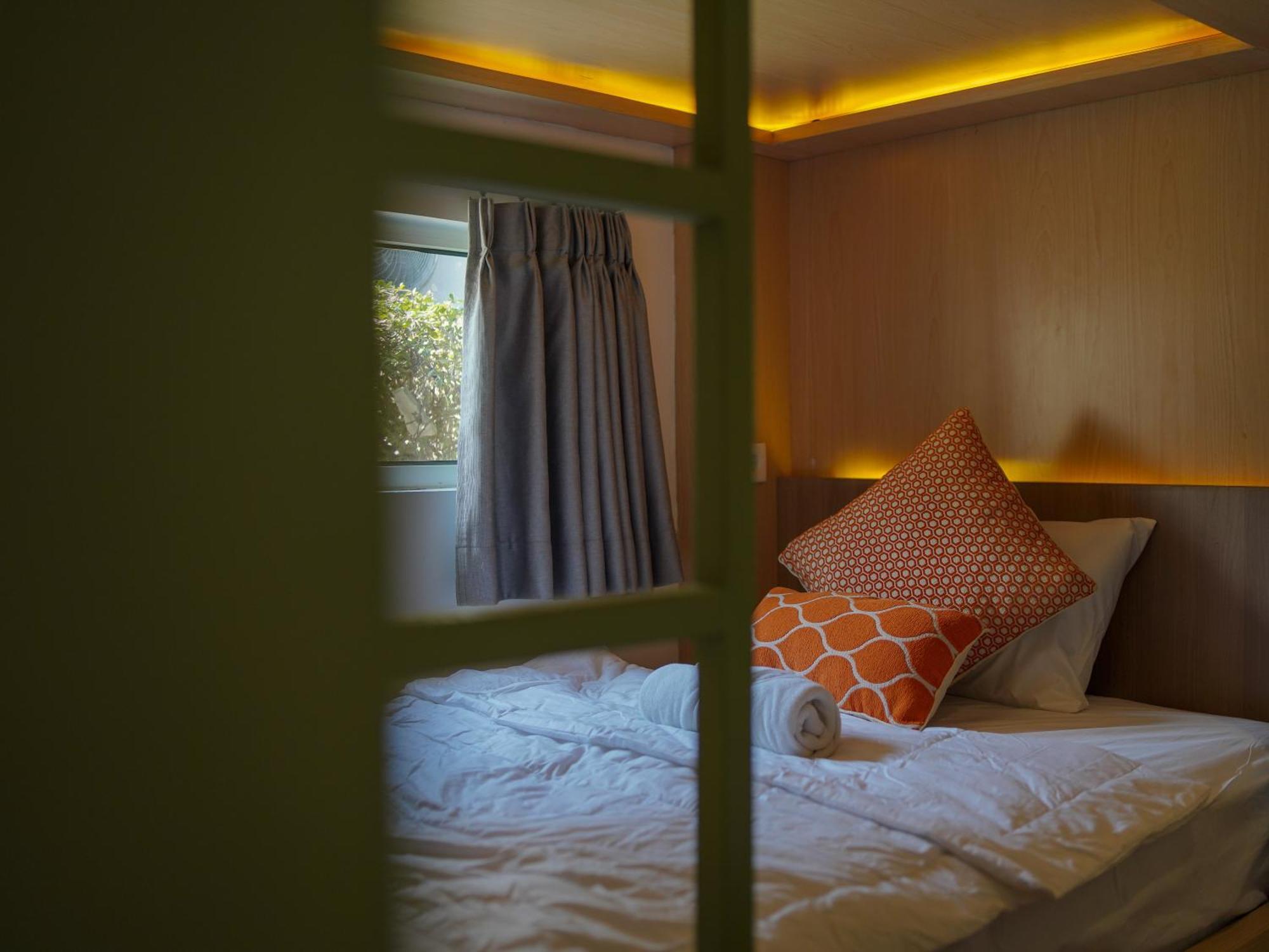 Puri Rinjani Bungalows & Hostel Kuta  Ngoại thất bức ảnh