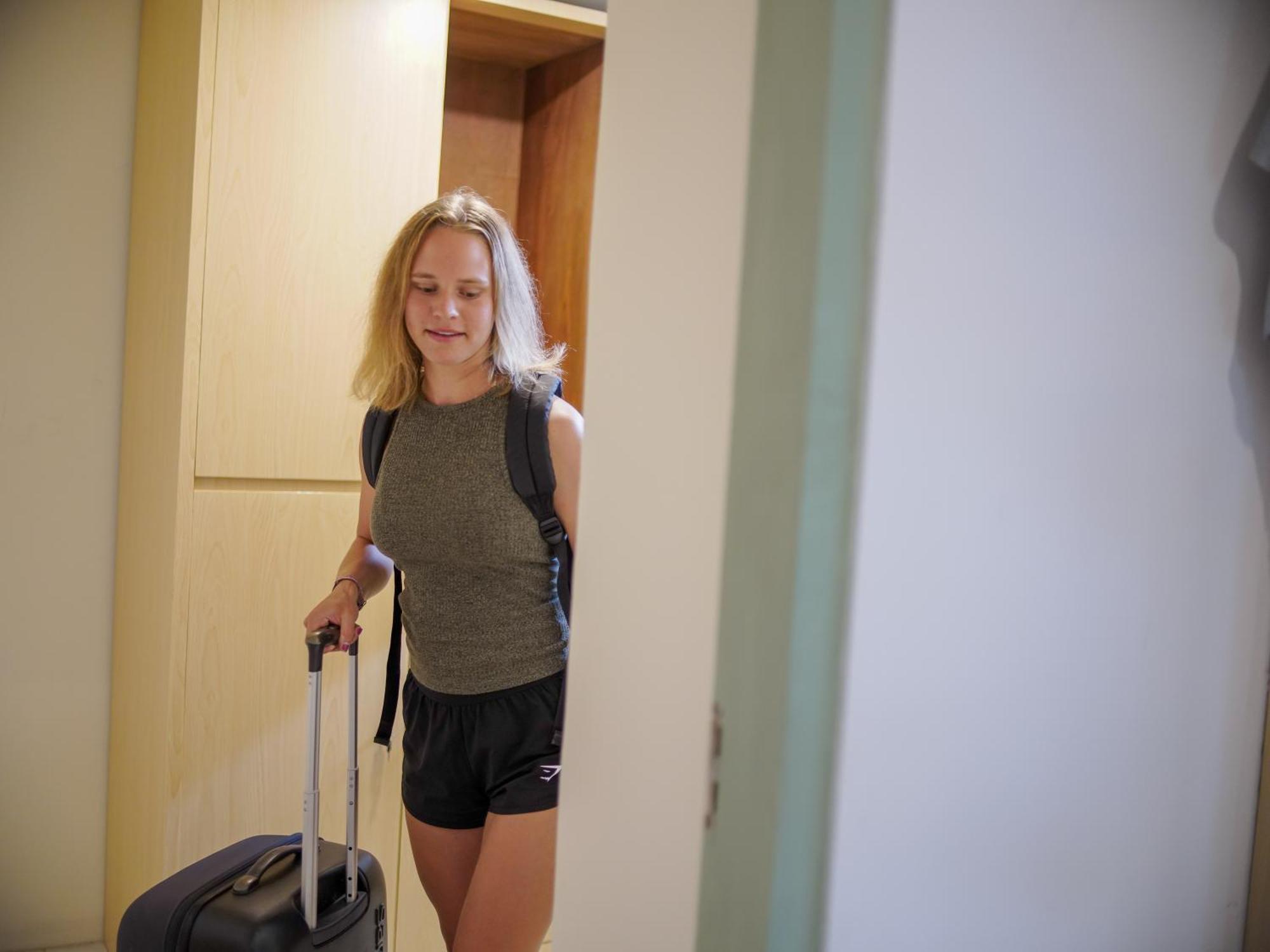 Puri Rinjani Bungalows & Hostel Kuta  Ngoại thất bức ảnh