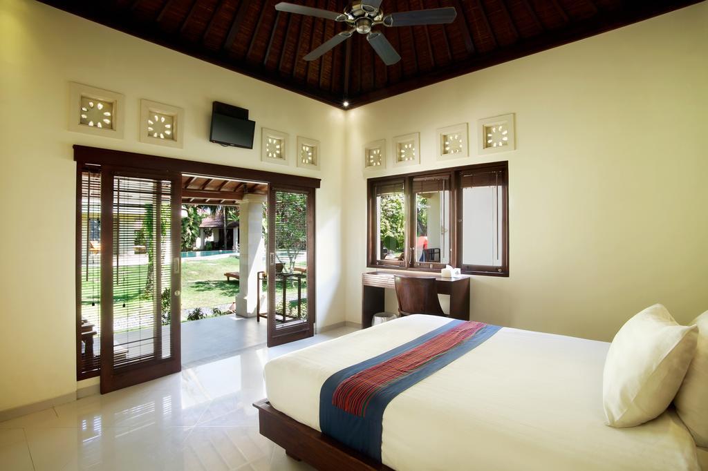 Puri Rinjani Bungalows & Hostel Kuta  Ngoại thất bức ảnh